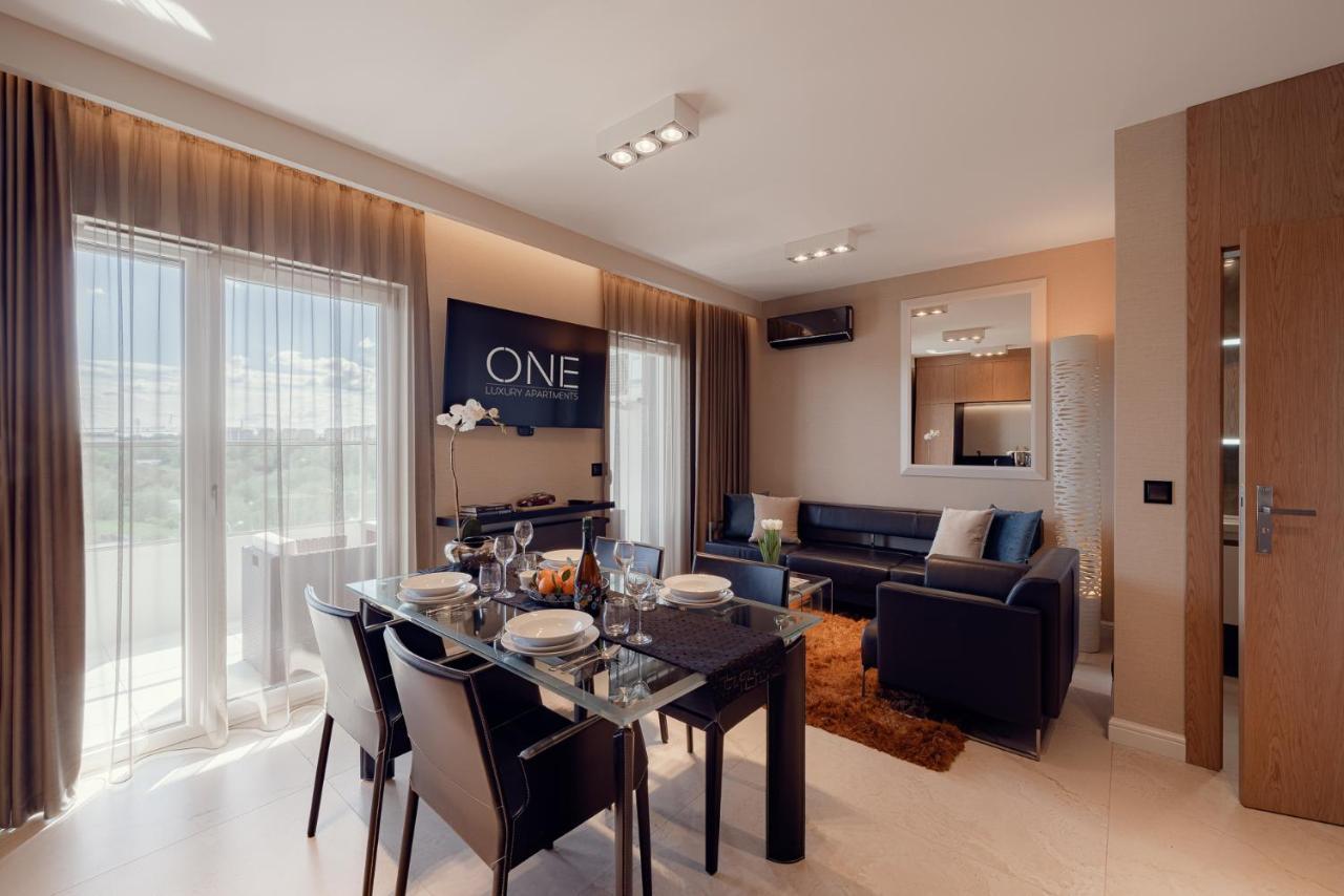 One Luxury Apartments ジェシュフ エクステリア 写真