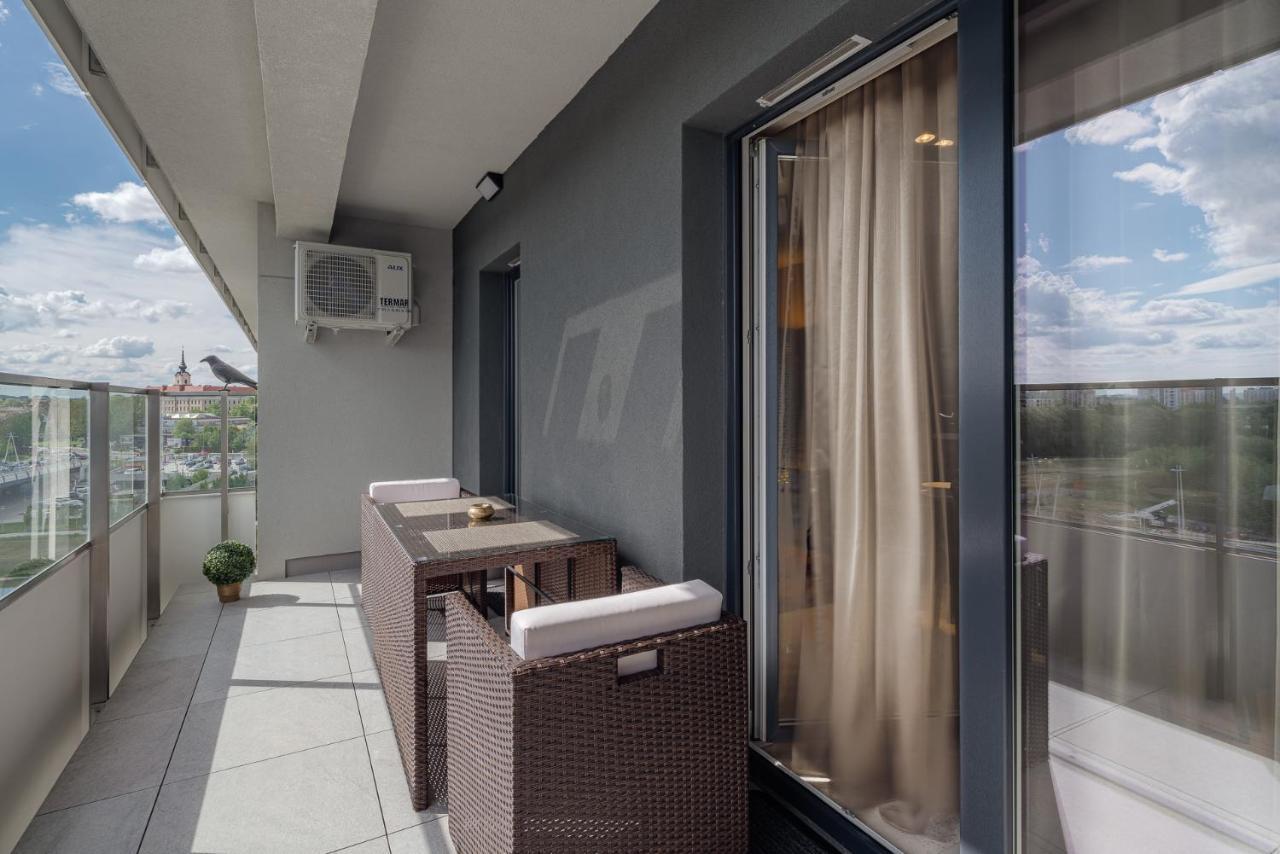 One Luxury Apartments ジェシュフ エクステリア 写真